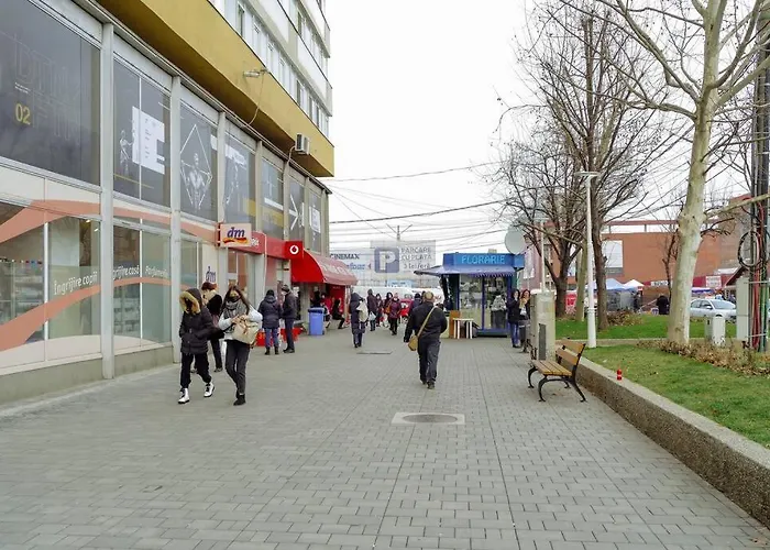 Elegant Vibes Next To Obor Market